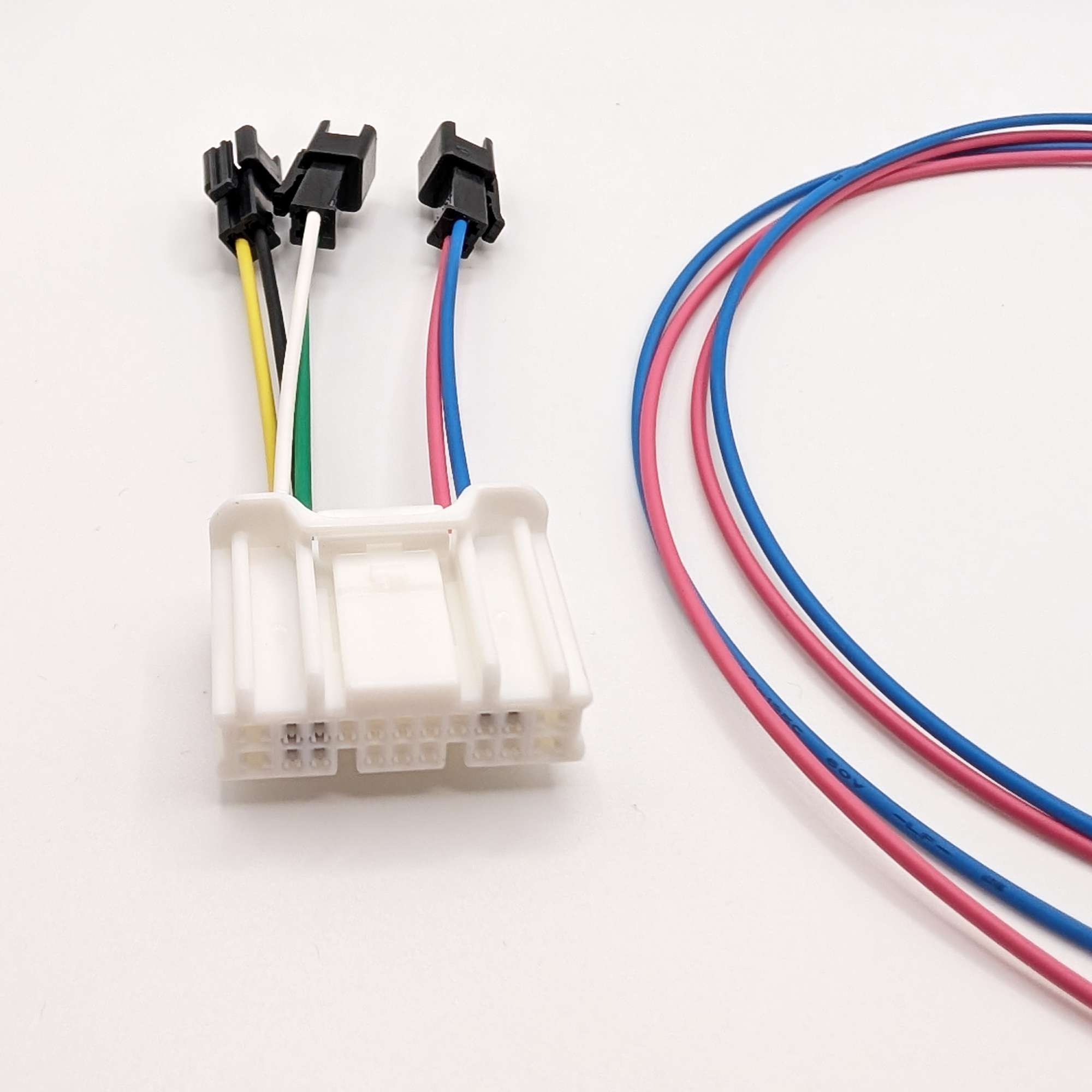 Model 3/Y (HW3/HW4) - Vehicle CAN Addon Cable – xnor Shop